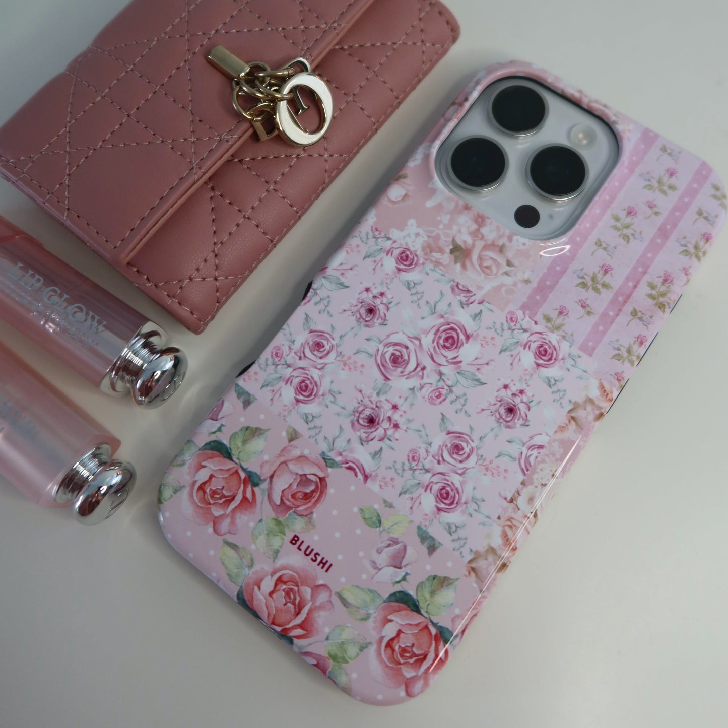 Vintage Roses (Magsafe)